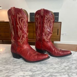 Red Shyanne Cowgirl/cowboy western boots